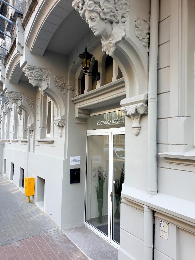 Apartamenty Next To Galeria カトヴィツェ エクステリア 写真